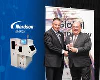 Joe Stockunas, vice president, Advanced Technology, Nordson Corporation, accepts award.