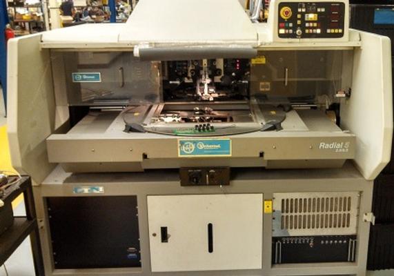 Universal Instruments Rad 5 Radial Inserter